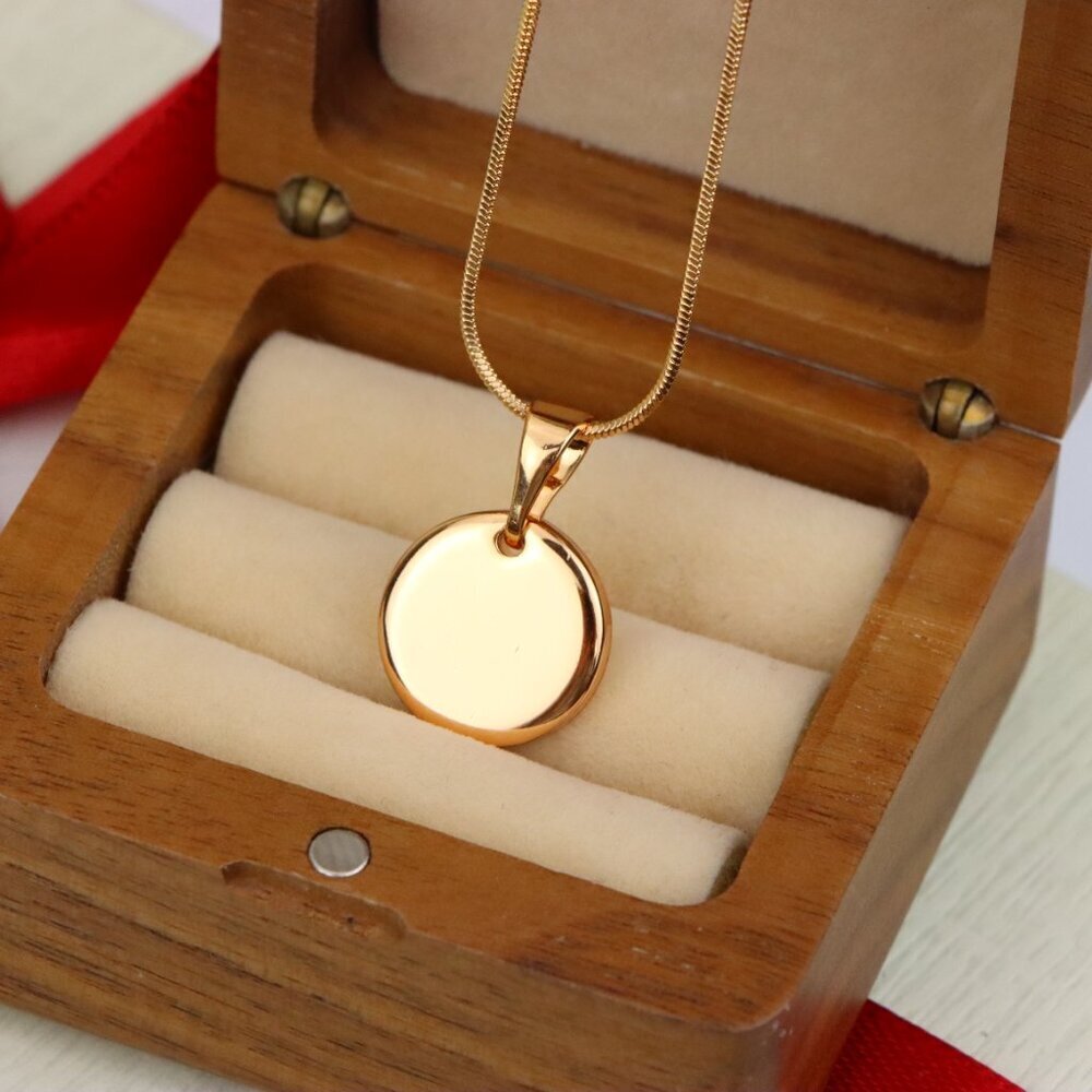 "Minimalist Round Rose Gold Pendant for Everyday Layering Style, XPPT1536 - Picture 10 of 13